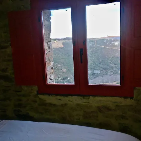 Mosteirinho بيت للعطل Negreda